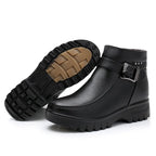 Bota Feminina de Couro Finds